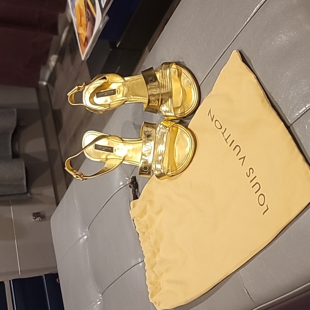 Louis Vuitton Leather Slingback Sandals